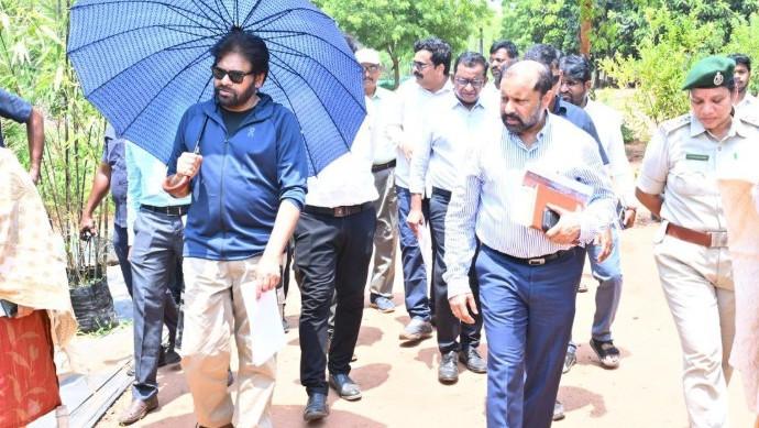 Pawan Kalyan vents anger over officials on pollution in Godavari River..