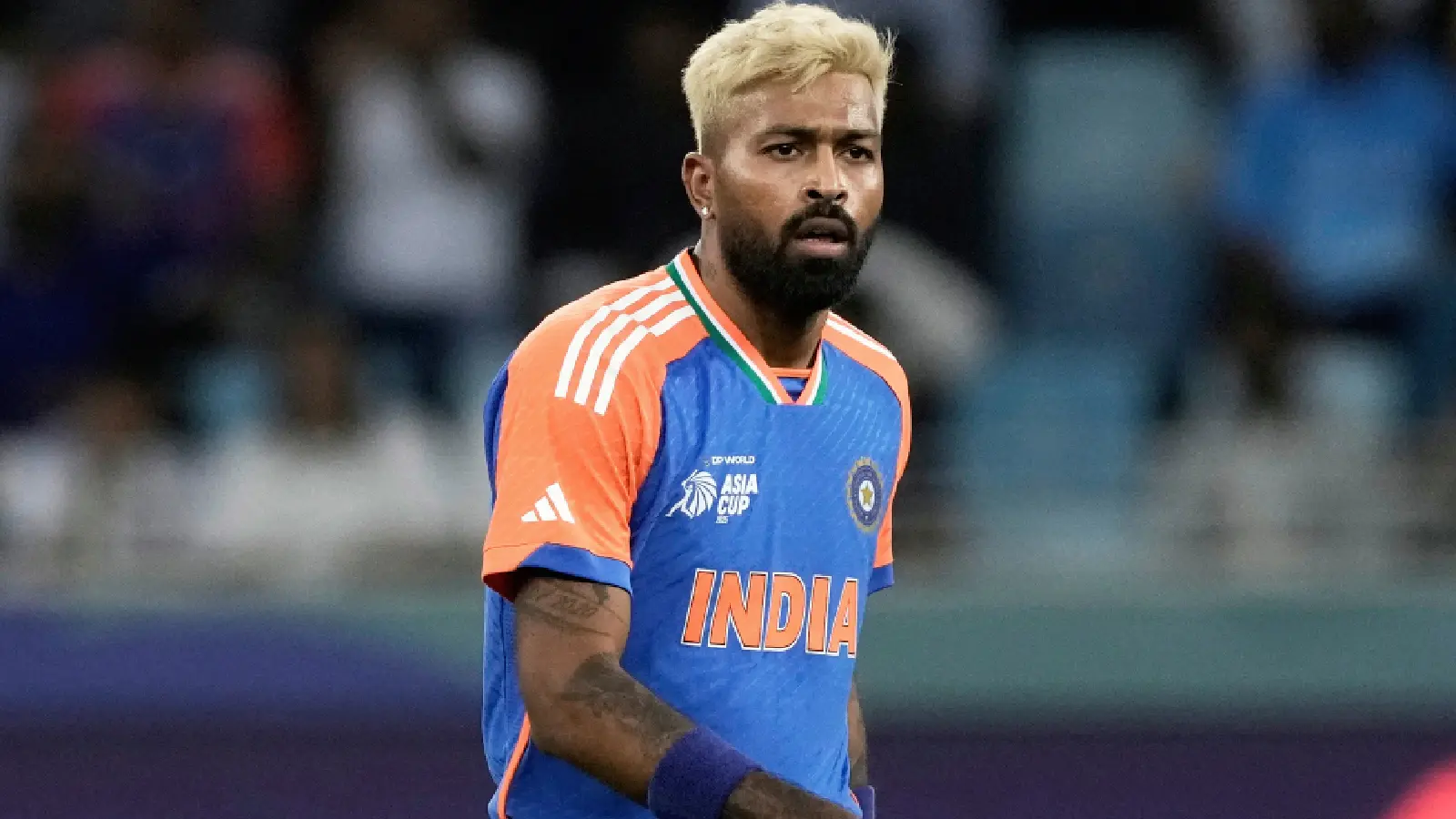 కాసేపు అదృశ్యమైన హార్దిక్ పాండ్యా ఇన్‌‍స్టా ఖాతా...