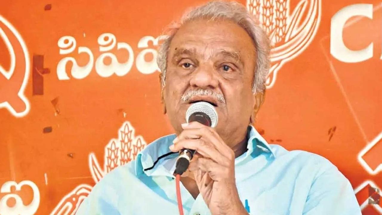 చిరంజీవితో నిర్మాతల సమావేశంపై సీపీఐ నారాయణ తీవ్ర విమర్శలు