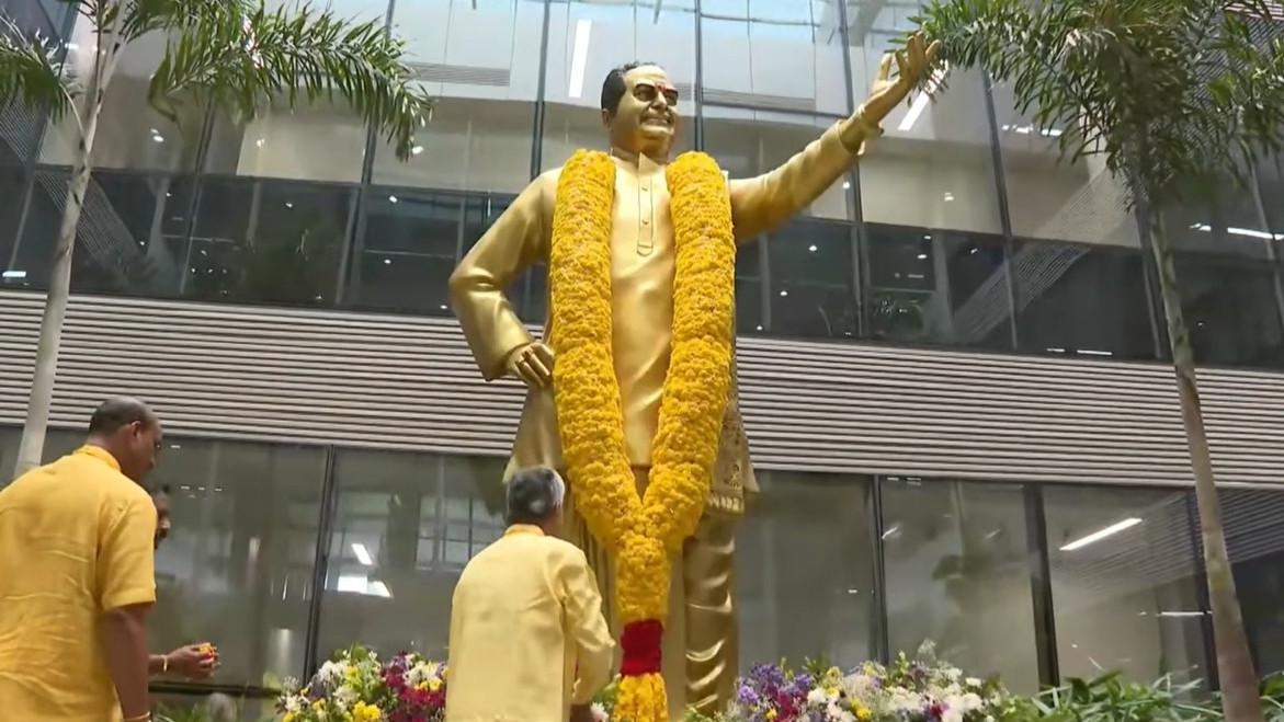 Andhra CM Chandrababu Naidu demands Bharat Ratna for NTR..