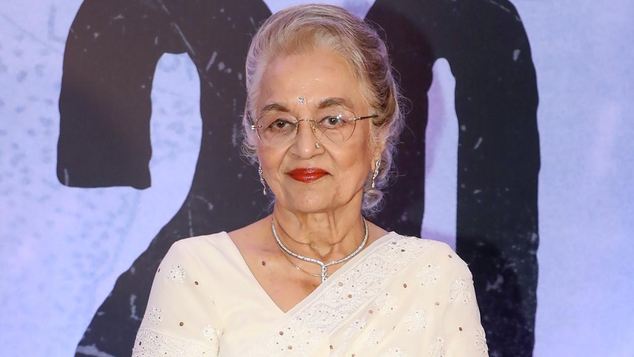 Asha Parekh reveals Rajesh Khanna, Vinod Khanna would sneak out from 'Aan Milo Sajna' sets to meet their GFs..