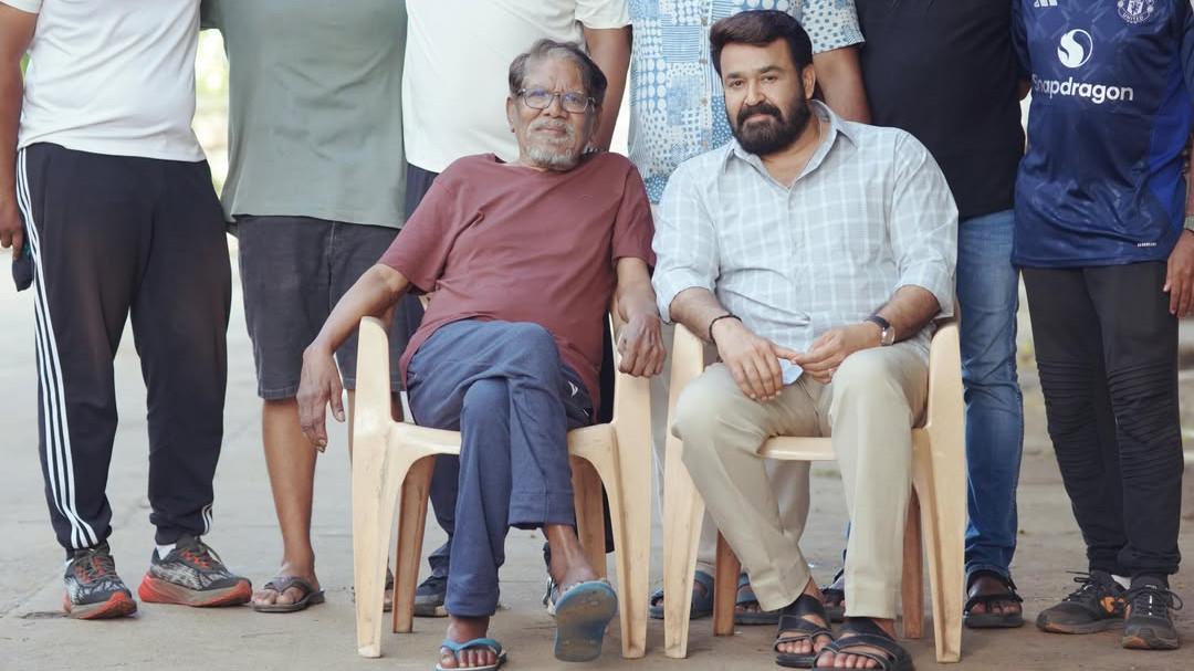 Mohanlal calls Bharathiraja, "a director who found poetry in soil, truth in silence, and soul in every frame"