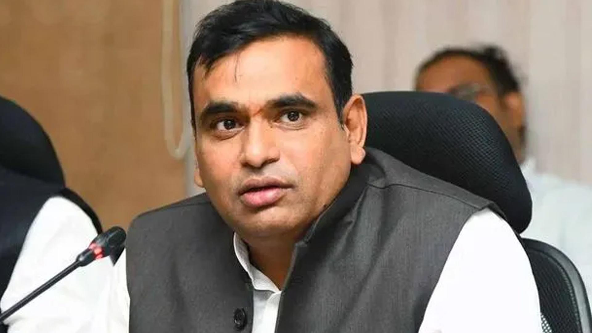 మీనాక్షి నటరాజన్ నామినేషన్ తిరస్కరించిన ఎన్నికల అధికారులు..