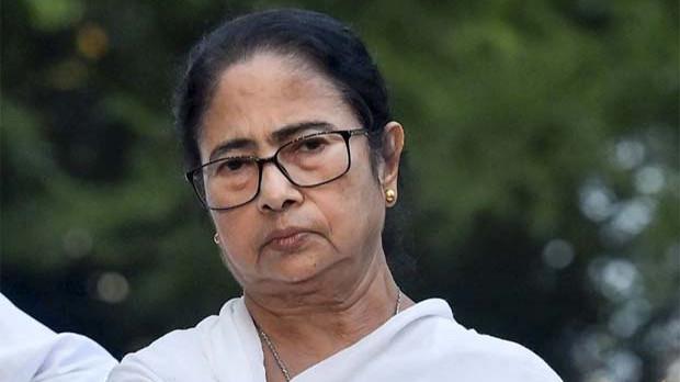 టీఎంసీకి చెందిన రూ.440 కోట్ల నిధులున్న మూడు బ్యాంకు ఖాతాలు స్తంభన...