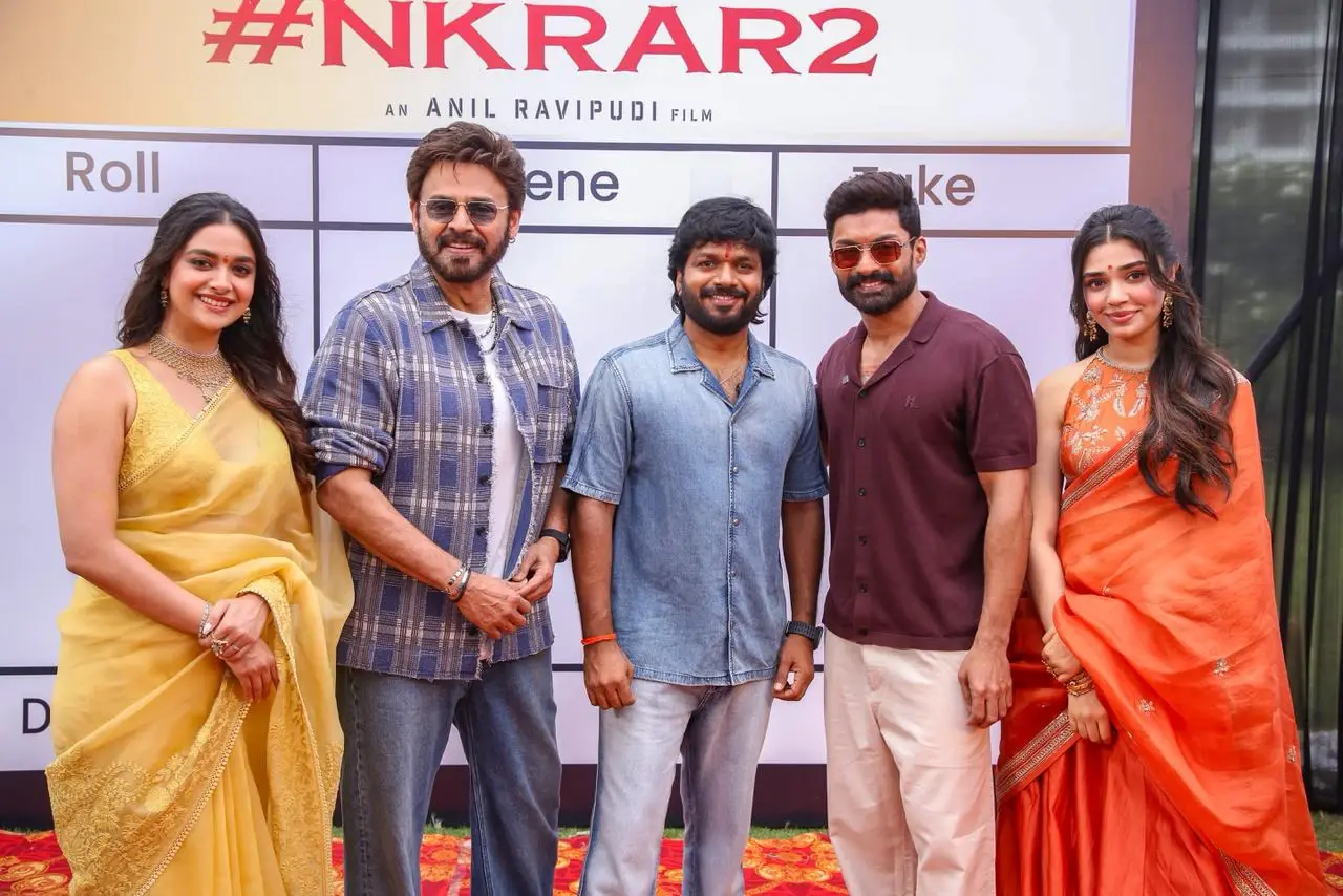 అనిల్ రావిపూడి రక్తంతో విజయ తిలకం దిద్దిన టీం...