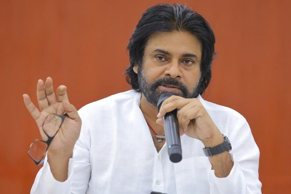 సూపర్ ఎల్ నినో సమయంలో ప్రతి నీటి బొట్టు విలువైనదే: పవన్ కల్యాణ్..