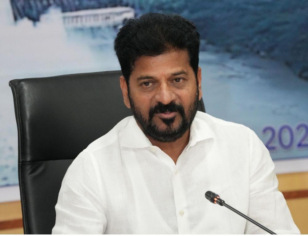 ఓటుకు నోటు కేసులో ప్రధాన నిందితుడిగా ఉన్న రేవంత్..
