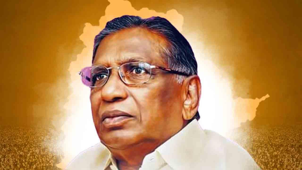 జయశంకర్ జయంతి వేళ రాష్ట్రవ్యాప్తంగా నివాళులు..